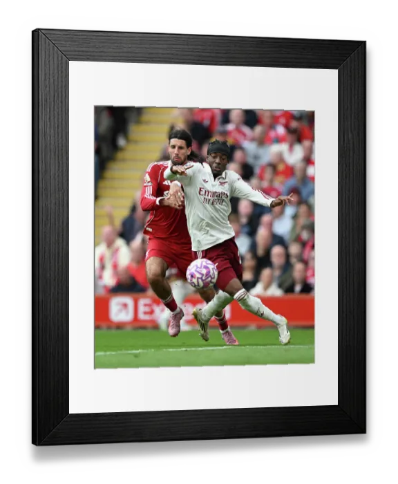 Framed Print : Liverpool v Arsenal - Premier League Framed Print : Liverpool v Arsenal - Premier League