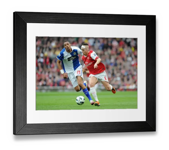 Framed Print : Samir Nasri (Arsenal) Steven N Zonzi (Blackburn). Arsenal 0: 0 Blackburn Rovers