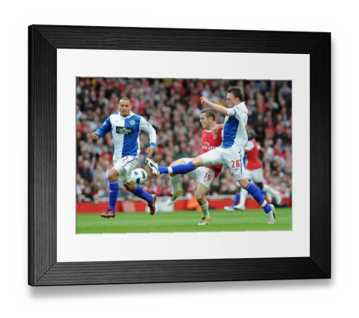 Framed Print : Jack Wilshere (Arsenal) Jermanie Jones and Phil Jones (Blackburn). Arsenal 0