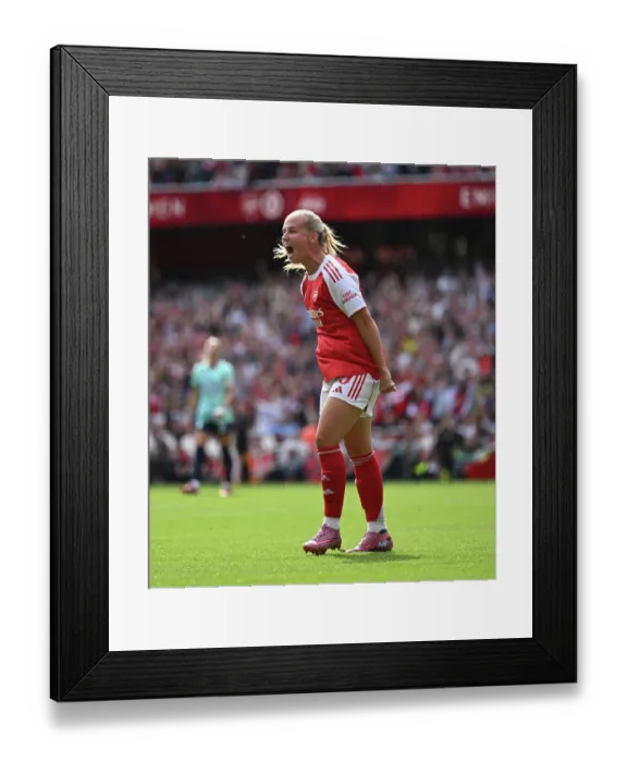 Framed Print : Arsenal v London City Lionesses - Barclays Women's Super League Arsenal v London City Lionesses - Barclays Women's Super League Framed Print : Arsenal v London City Lionesses - Barclays Women's Super League Arsenal v London City Lionesses - Barclays Women's Super League