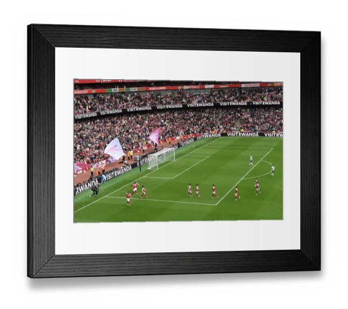 Framed Print : Arsenal v Nottingham Forest - Premier League Framed Print : Arsenal v Nottingham Forest - Premier League