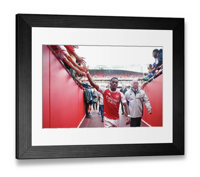 Framed Print : Arsenal v Nottingham Forest - Premier League