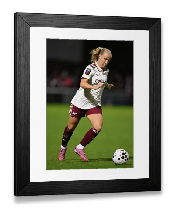 Framed Print : West Ham United v Arsenal - Barclays Women's Super League West Ham United v Arsenal - Barclays Women's Super League Framed Print : West Ham United v Arsenal - Barclays Women's Super League West Ham United v Arsenal - Barclays Women's Super League