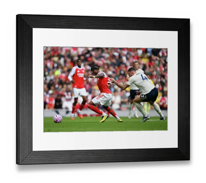 Framed Print : Arsenal v Nottingham Forest - Premier League Framed Print : Arsenal v Nottingham Forest - Premier League