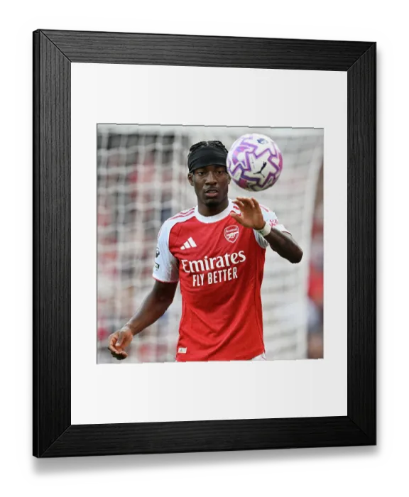 Framed Print : Arsenal v Nottingham Forest - Premier League