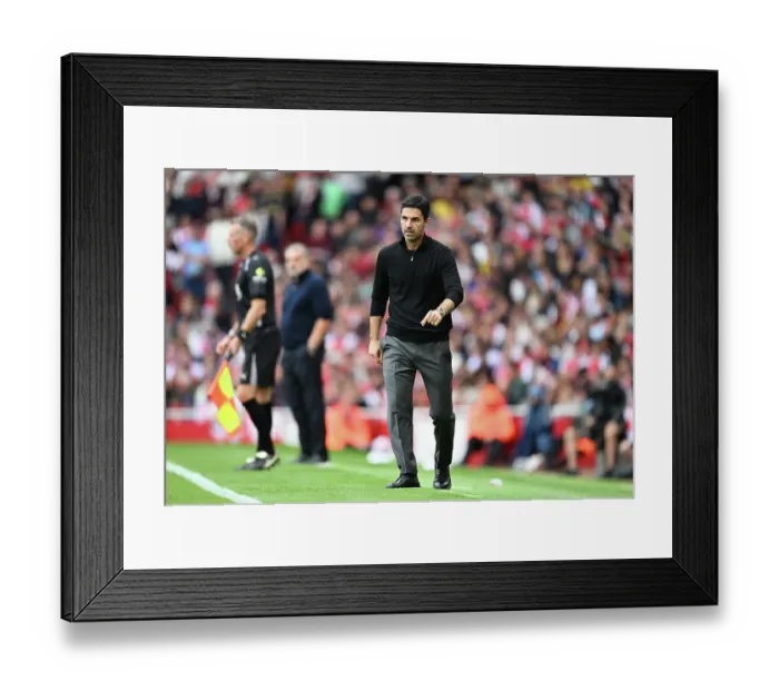 Framed Print : Arsenal v Nottingham Forest - Premier League