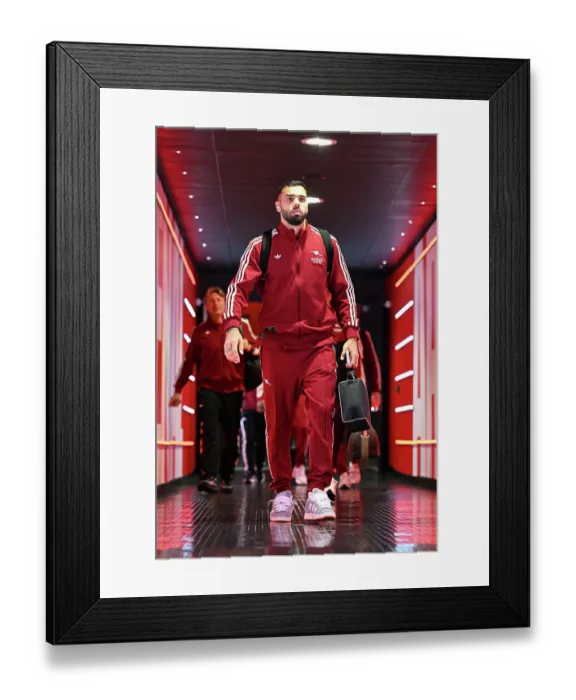 Framed Print : Arsenal v Nottingham Forest - Premier League