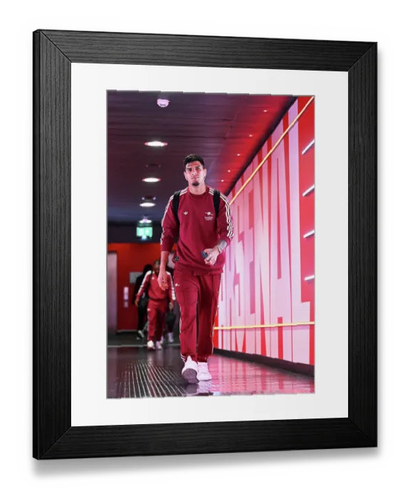 Framed Print : Arsenal v Nottingham Forest - Premier League