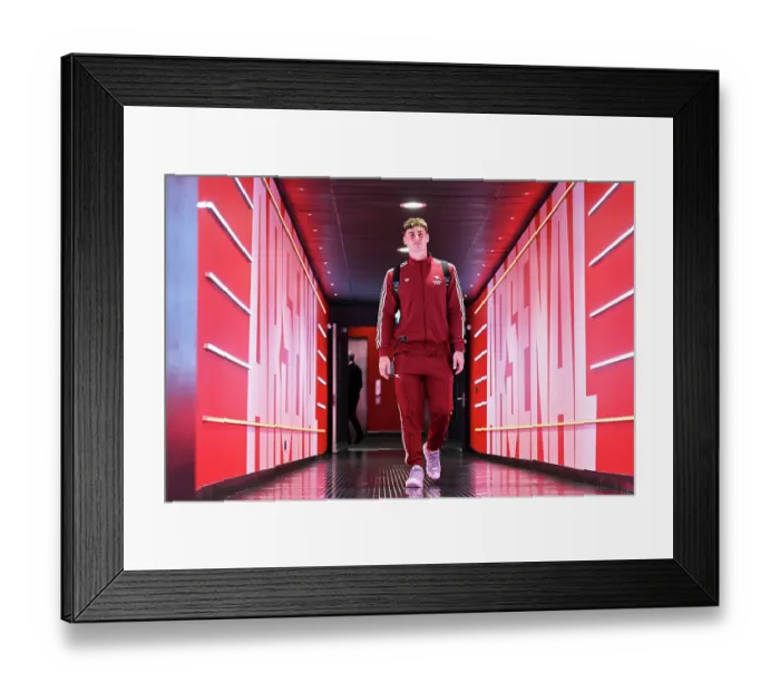 Framed Print : Arsenal v Nottingham Forest - Premier League