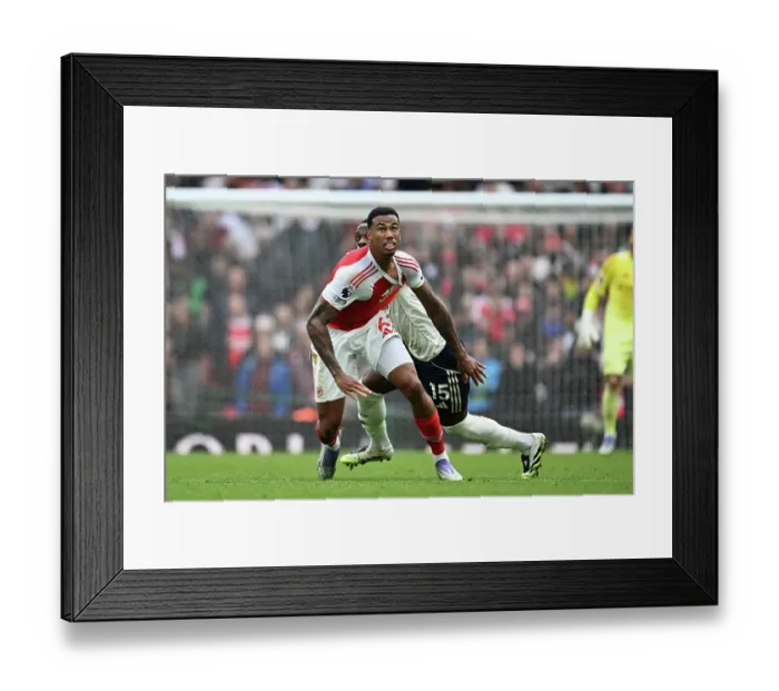 Framed Print : Arsenal v Nottingham Forest - Premier League Framed Print : Arsenal v Nottingham Forest - Premier League