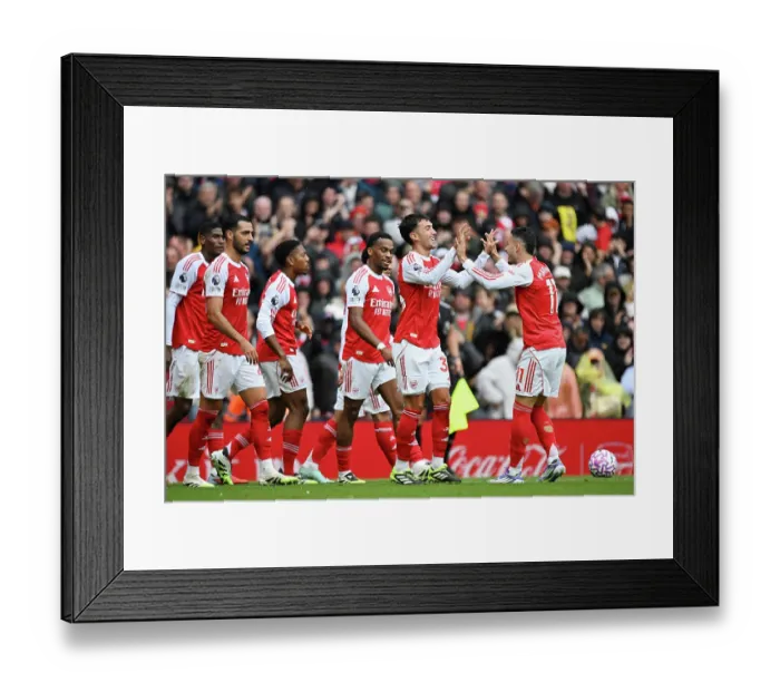 Framed Print : Arsenal v Nottingham Forest - Premier League