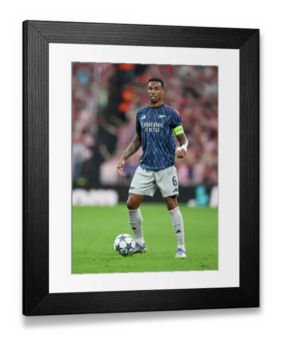 Framed Print : Athletic Club v Arsenal FC - UEFA Champions League 2025 / 26 League Phase MD1