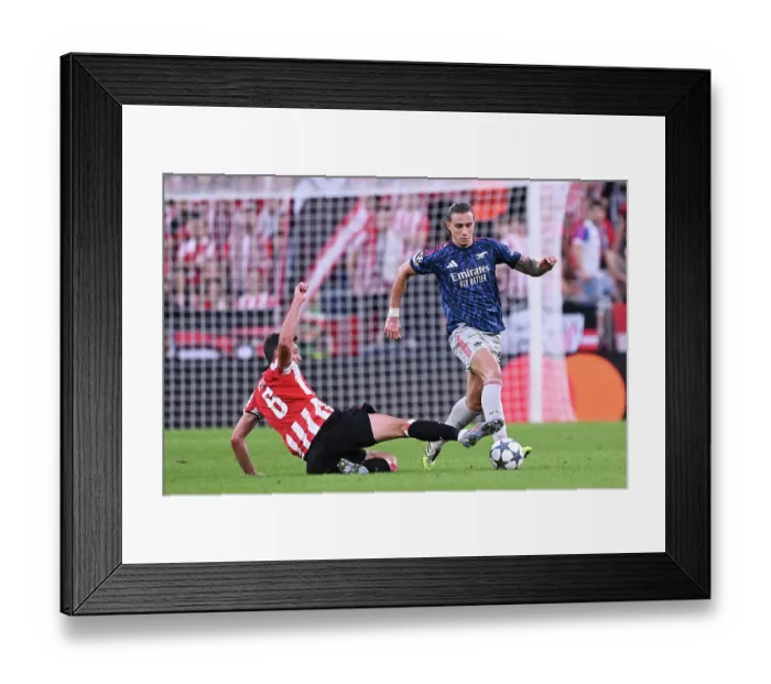Framed Print : Athletic Club v Arsenal FC - UEFA Champions League 2025 / 26 League Phase MD1