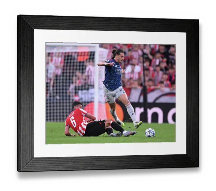 Framed Print : Athletic Club v Arsenal FC - UEFA Champions League 2025 / 26 League Phase MD1 Framed Print : Athletic Club v Arsenal FC - UEFA Champions League 2025 / 26 League Phase MD1