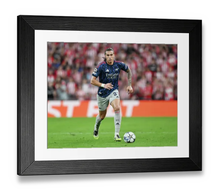 Framed Print : Athletic Club v Arsenal FC - UEFA Champions League 2025 / 26 League Phase MD1
