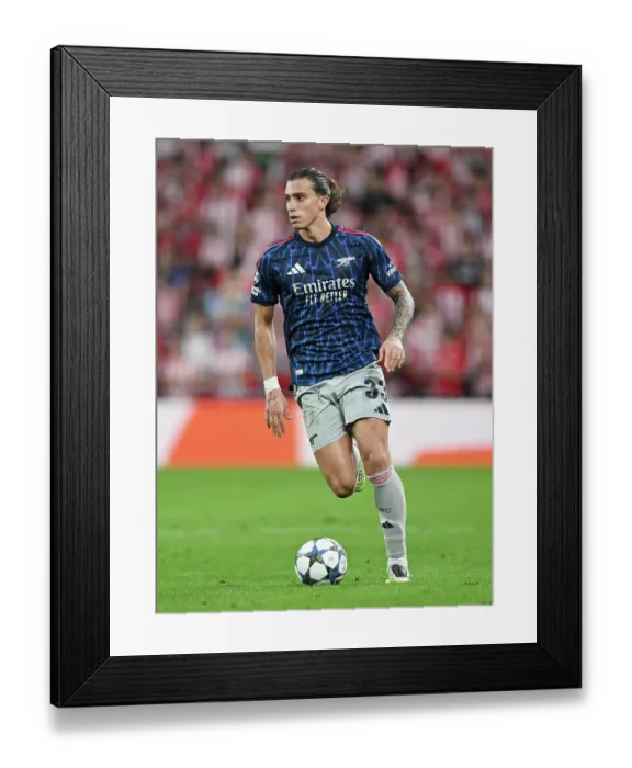 Framed Print : Athletic Club v Arsenal FC - UEFA Champions League 2025 / 26 League Phase MD1 Framed Print : Athletic Club v Arsenal FC - UEFA Champions League 2025 / 26 League Phase MD1