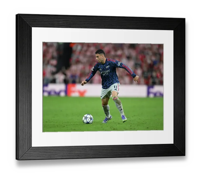 Framed Print : Athletic Club v Arsenal FC - UEFA Champions League 2025 / 26 League Phase MD1 Framed Print : Athletic Club v Arsenal FC - UEFA Champions League 2025 / 26 League Phase MD1