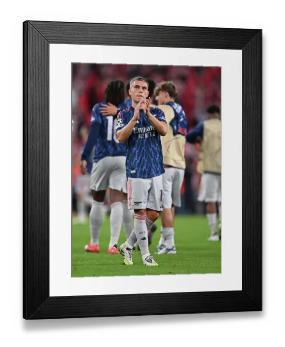 Framed Print : Athletic Club v Arsenal FC - UEFA Champions League 2025 / 26 League Phase MD1