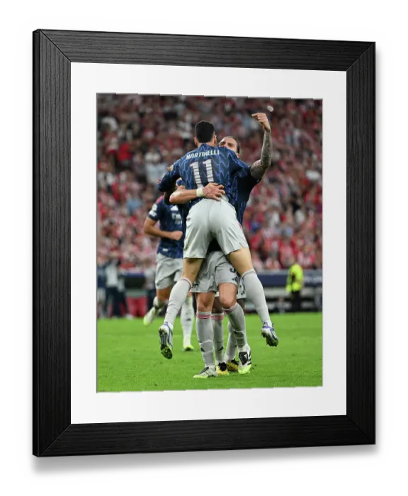 Framed Print : Athletic Club v Arsenal FC - UEFA Champions League 2025 / 26 League Phase MD1