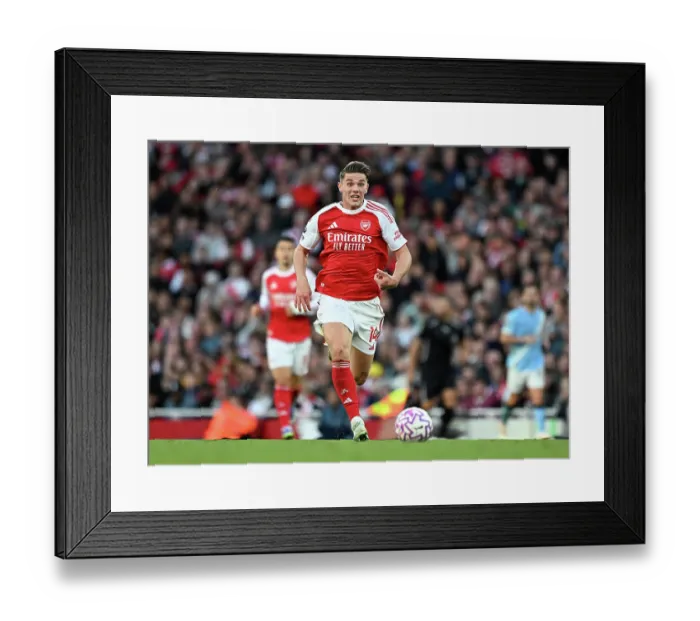 Framed Print : Arsenal v Manchester City - Premier League Framed Print : Arsenal v Manchester City - Premier League