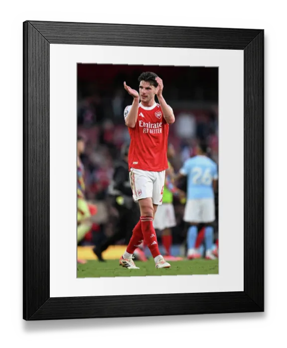 Framed Print : Arsenal v Manchester City - Premier League Framed Print : Arsenal v Manchester City - Premier League