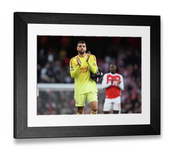 Framed Print : Arsenal v Manchester City - Premier League Framed Print : Arsenal v Manchester City - Premier League