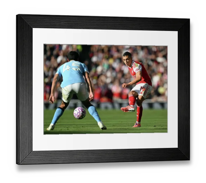 Framed Print : Arsenal v Manchester City - Premier League Framed Print : Arsenal v Manchester City - Premier League