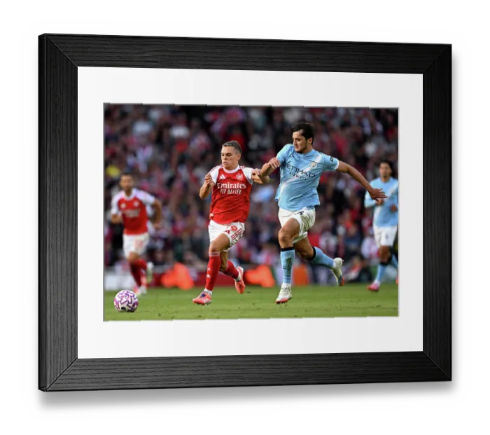 Framed Print : Arsenal v Manchester City - Premier League