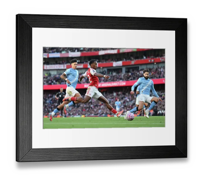 Framed Print : Arsenal v Manchester City - Premier League