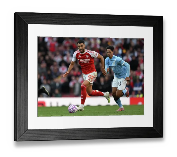 Framed Print : Arsenal v Manchester City - Premier League
