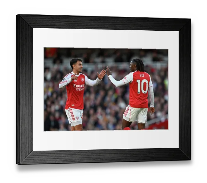 Framed Print : Arsenal v Manchester City - Premier League Framed Print : Arsenal v Manchester City - Premier League