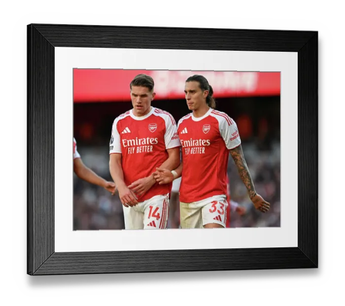 Framed Print : Arsenal v Manchester City - Premier League Framed Print : Arsenal v Manchester City - Premier League