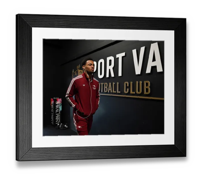 Framed Print : Port Vale v Arsenal - Carabao Cup Third Round