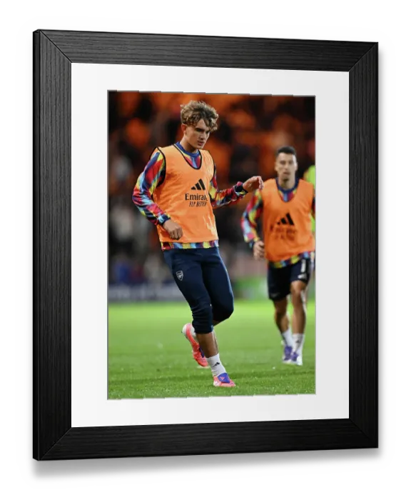 Framed Print : Port Vale v Arsenal - Carabao Cup Third Round