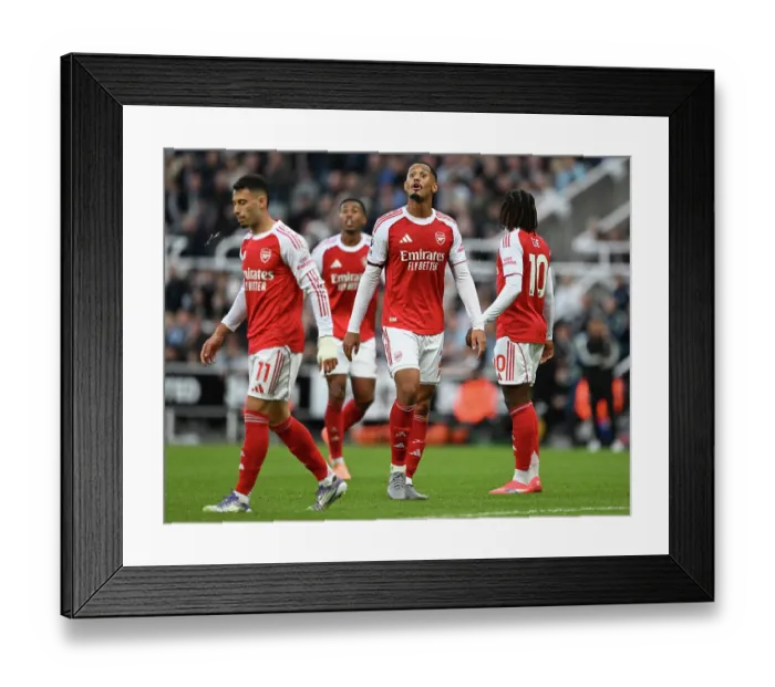 Framed Print : Newcastle United v Arsenal - Premier League Framed Print : Newcastle United v Arsenal - Premier League