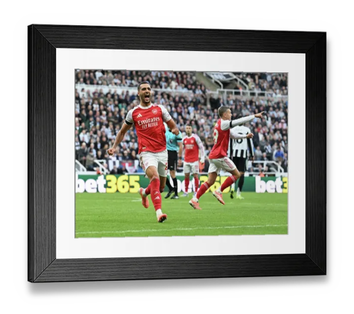 Framed Print : Newcastle United v Arsenal - Premier League Framed Print : Newcastle United v Arsenal - Premier League