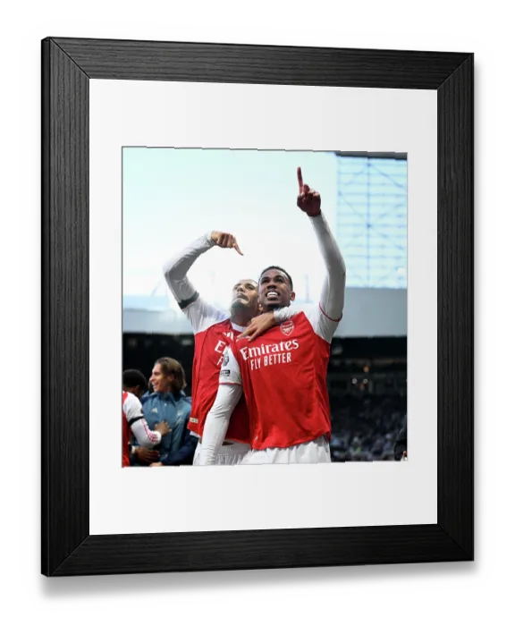 Framed Print : Newcastle United v Arsenal - Premier League Framed Print : Newcastle United v Arsenal - Premier League