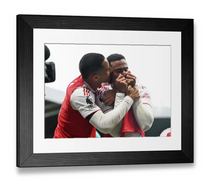 Framed Print : Newcastle United v Arsenal - Premier League Framed Print : Newcastle United v Arsenal - Premier League