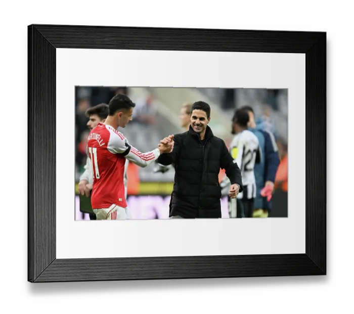 Framed Print : Newcastle United v Arsenal - Premier League Framed Print : Newcastle United v Arsenal - Premier League