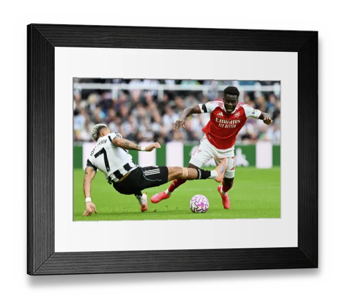 Framed Print : Newcastle United v Arsenal - Premier League Framed Print : Newcastle United v Arsenal - Premier League
