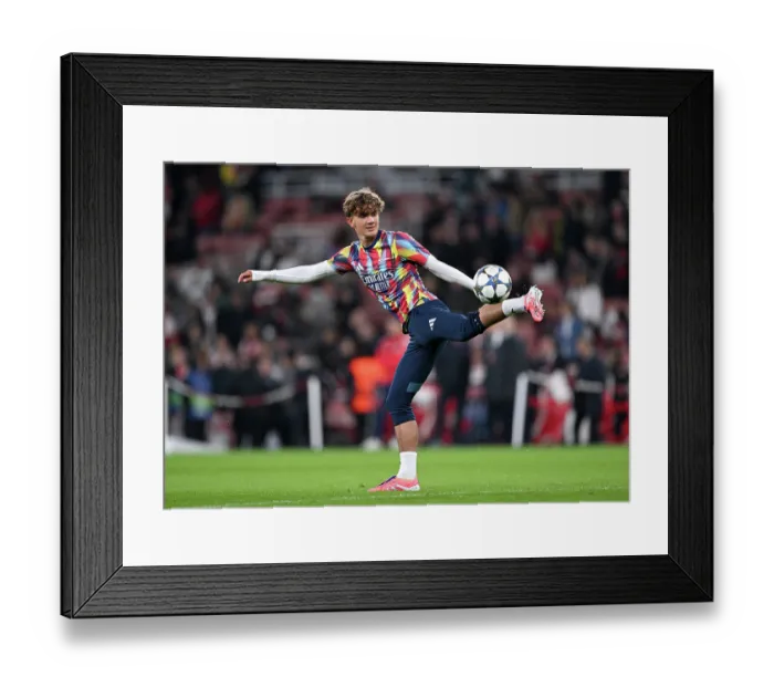 Framed Print : Arsenal FC v Olympiacos FC - UEFA Champions League 2025 / 26 League Phase MD2 Framed Print : Arsenal FC v Olympiacos FC - UEFA Champions League 2025 / 26 League Phase MD2