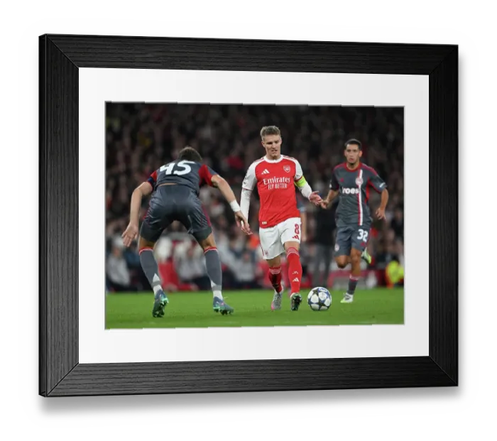 Framed Print : Arsenal FC v Olympiacos FC - UEFA Champions League 2025 / 26 League Phase MD2 Framed Print : Arsenal FC v Olympiacos FC - UEFA Champions League 2025 / 26 League Phase MD2