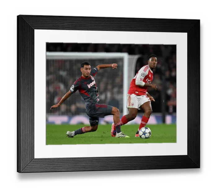 Framed Print : Arsenal FC v Olympiacos FC - UEFA Champions League 2025 / 26 League Phase MD2 Framed Print : Arsenal FC v Olympiacos FC - UEFA Champions League 2025 / 26 League Phase MD2