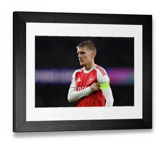 Framed Print : Arsenal FC v Olympiacos FC - UEFA Champions League 2025 / 26 League Phase MD2 Framed Print : Arsenal FC v Olympiacos FC - UEFA Champions League 2025 / 26 League Phase MD2
