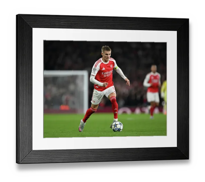 Framed Print : Arsenal FC v Olympiacos FC - UEFA Champions League 2025 / 26 League Phase MD2 Framed Print : Arsenal FC v Olympiacos FC - UEFA Champions League 2025 / 26 League Phase MD2