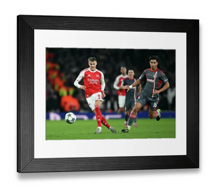 Framed Print : Arsenal FC v Olympiacos FC - UEFA Champions League 2025 / 26 League Phase MD2 Framed Print : Arsenal FC v Olympiacos FC - UEFA Champions League 2025 / 26 League Phase MD2