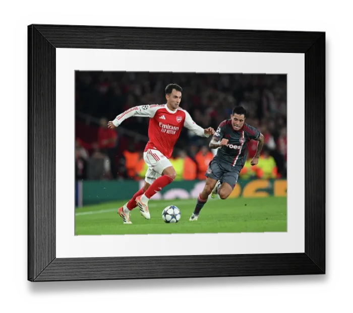 Framed Print : Arsenal FC v Olympiacos FC - UEFA Champions League 2025 / 26 League Phase MD2 Framed Print : Arsenal FC v Olympiacos FC - UEFA Champions League 2025 / 26 League Phase MD2
