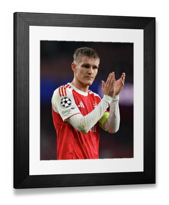 Framed Print : Arsenal FC v Olympiacos FC - UEFA Champions League 2025 / 26 League Phase MD2 Framed Print : Arsenal FC v Olympiacos FC - UEFA Champions League 2025 / 26 League Phase MD2