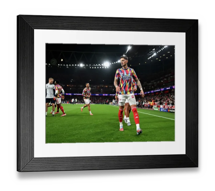 Framed Print : Arsenal FC v Olympiacos FC - UEFA Champions League 2025 / 26 League Phase MD2