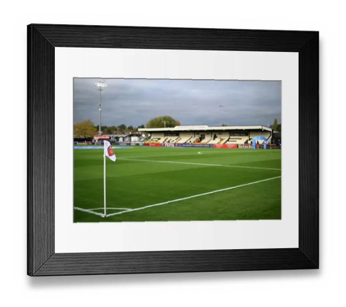 Framed Print : Arsenal FC v OL Lyonnes - UEFA Women's Champions League 2025 / 26 League Phase MD1 Arsenal FC v OL Lyonnes - UEFA Women's Champions League 2025 / 26 League Phase MD1